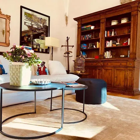 Hidden Gem With Private Gardin - Spacious 2br Firenze